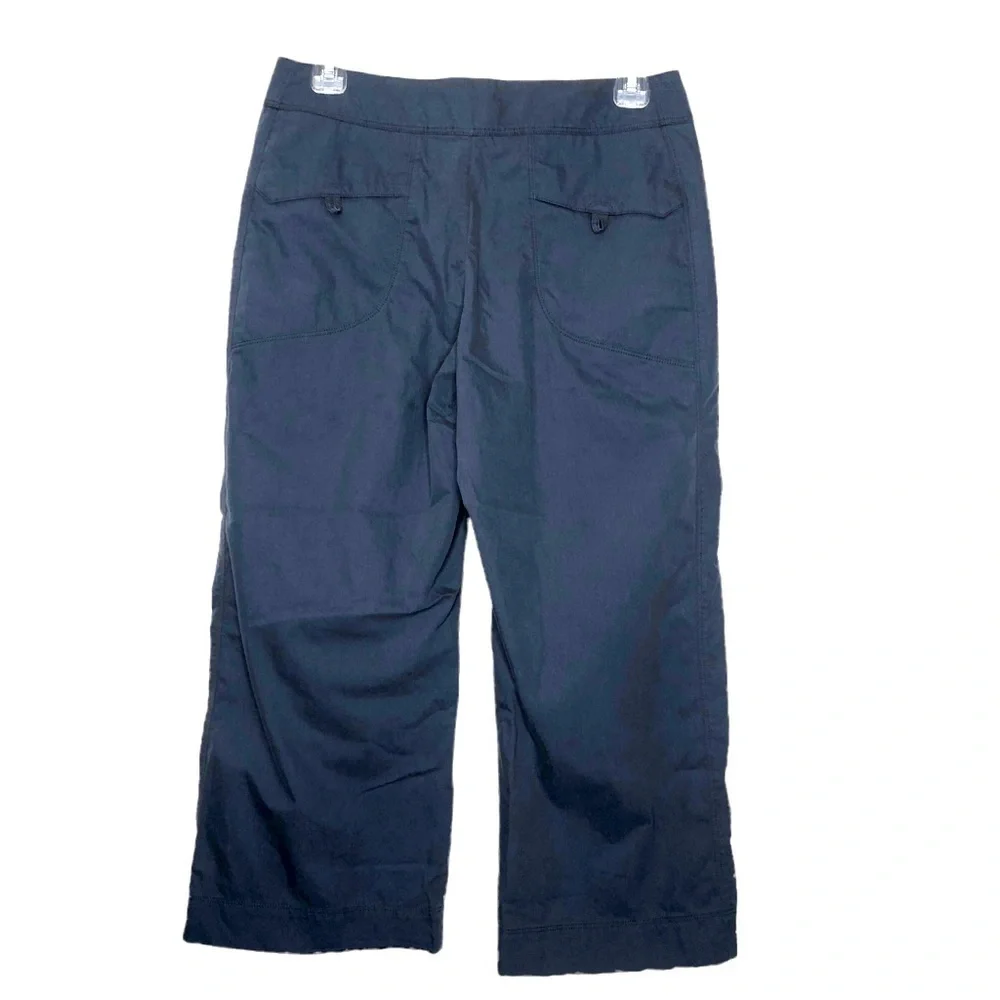 l.l. BEAN Cotton Blend Gorpcore Gray Cropped Utility Pants - Size 4 - Picture 2 of 4